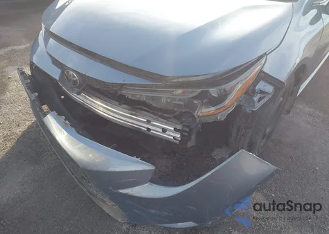 2021 Toyota Corolla Le z USA, uszkodzony, nr VIN 5YFEPMAE8MP177586